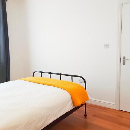 Apartament Acacia Flat 189 In Wembley Londyn Zewnętrze zdjęcie