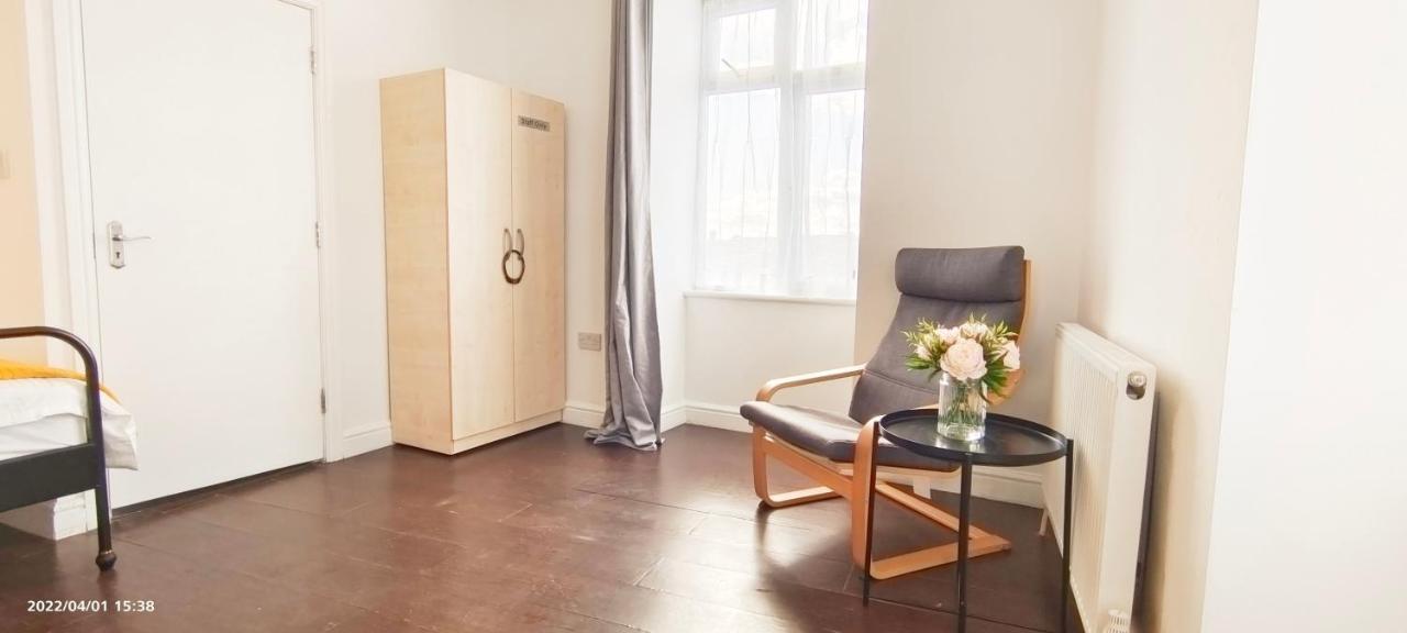 Apartament Acacia Flat 189 In Wembley Londyn Zewnętrze zdjęcie