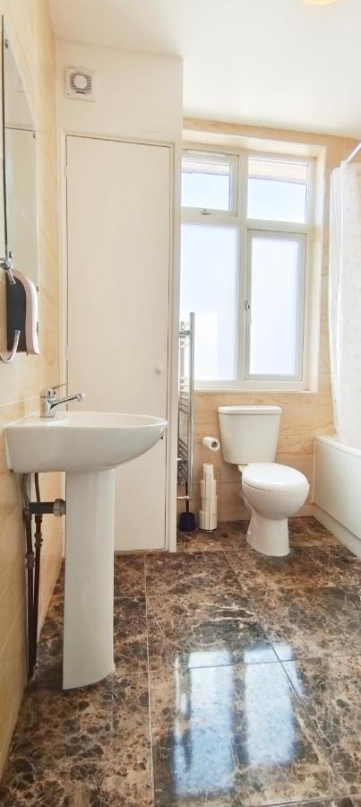 Apartament Acacia Flat 189 In Wembley Londyn Zewnętrze zdjęcie